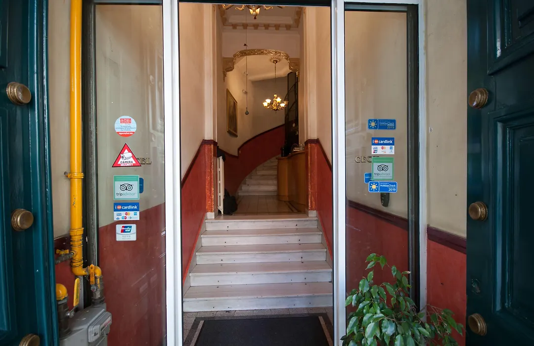 Cecil Hotel-1